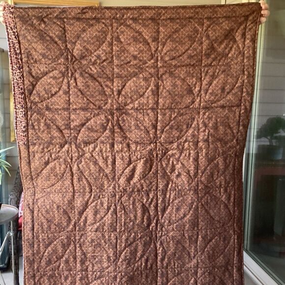 Patchwork Quilt with Blue and Brown Tones - Picture 9 of 16